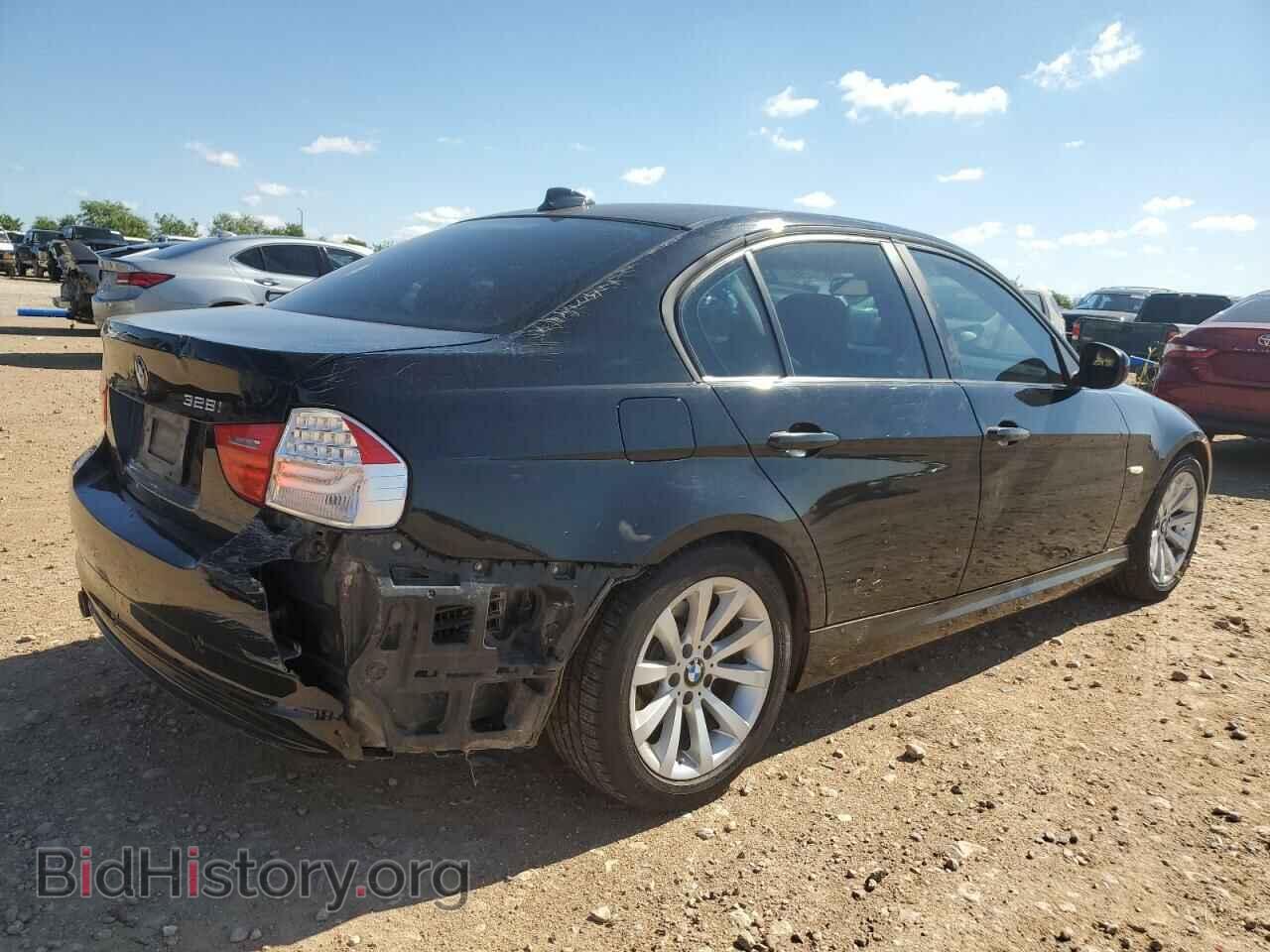 2011 BMW 3 SERIES - VIN: WBAPH7C50BE678659 - Фото 3