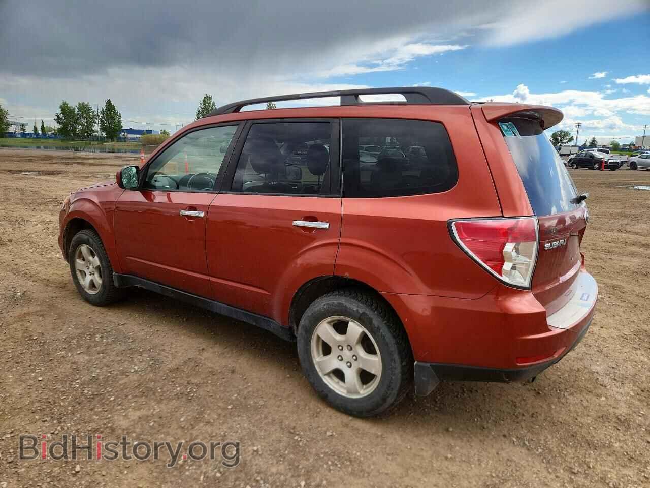 2010 SUBARU FORESTER - VIN: JF2SH6FC7AH728540 - Фото 2