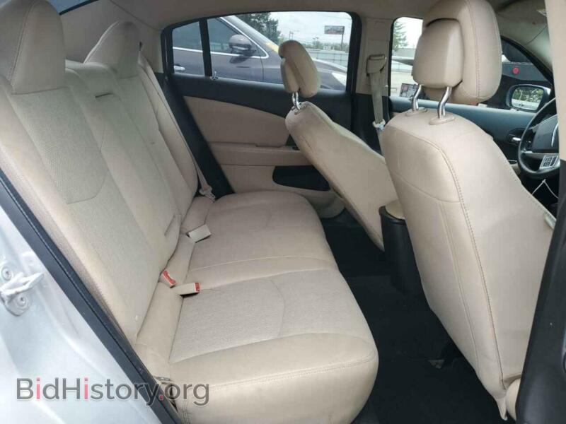 2012 Chrysler 200 (VIN 1C3CCBBB9CN230386) — photo 10 of 12