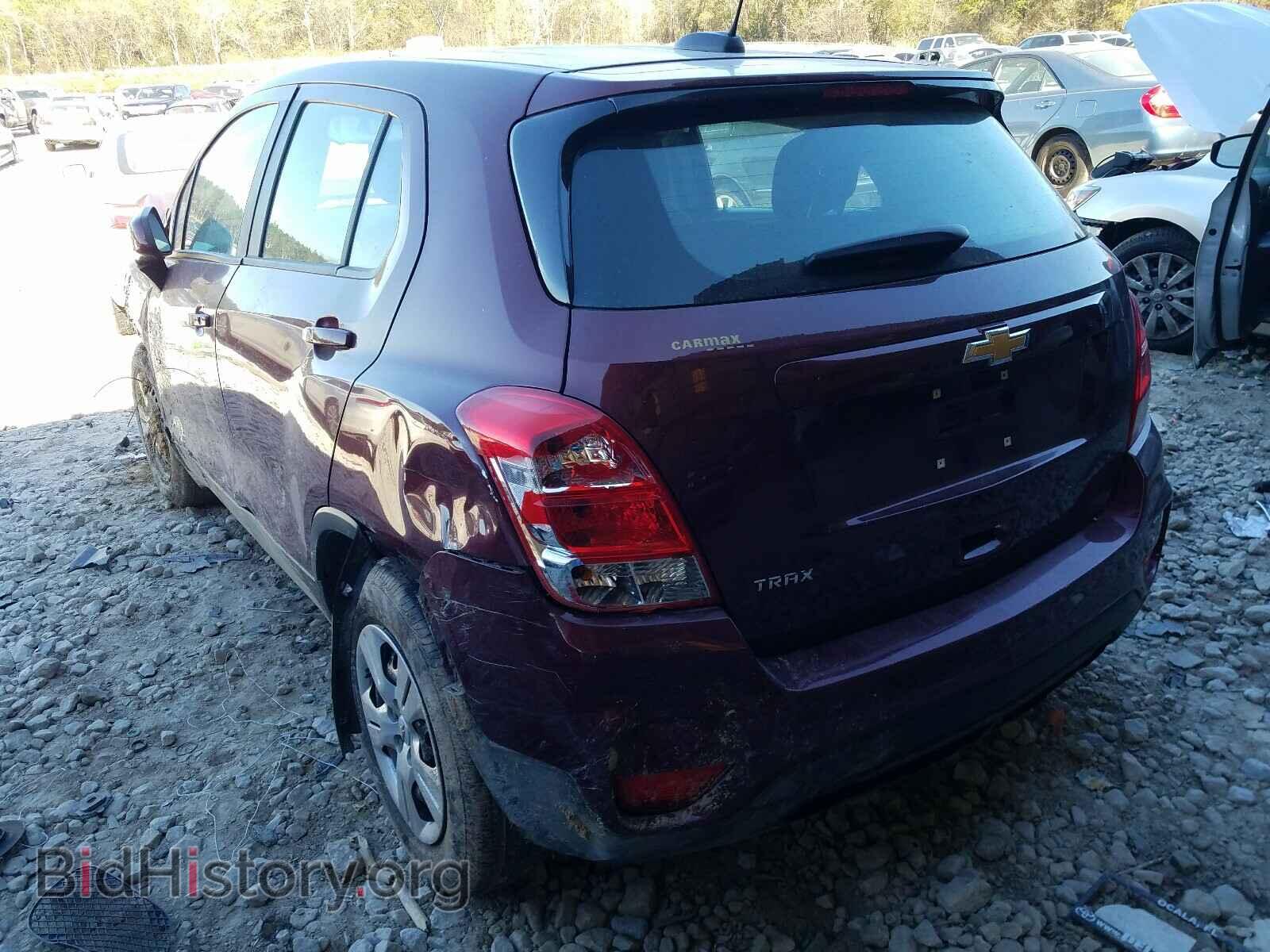2017 CHEVROLET TRAX - VIN: 3GNCJKSB8HL210081 - Фото 3