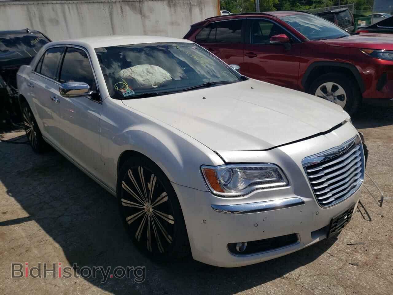 Фотография 2C3CCAKG1DH505328 - CHRYSLER 300 2013