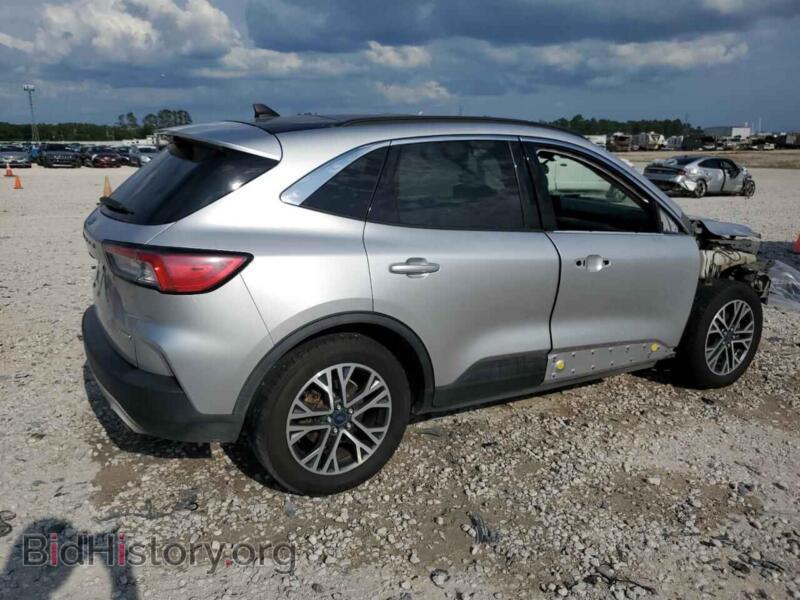 2020 Ford ESCAPE (VIN 1FMCU0H69LUA83849) — фото 3 из 16