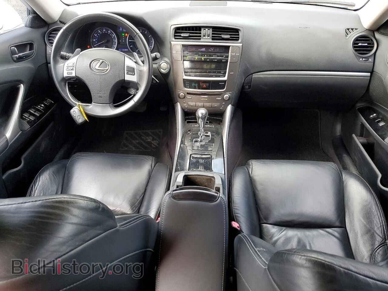 2011 LEXUS IS - VIN: JTHBF5C25B5133701 - Photo 8