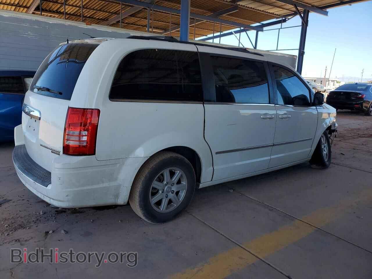 2010 CHRYSLER MINIVAN - VIN: 2A4RR8DX8AR423493 - Фото 3