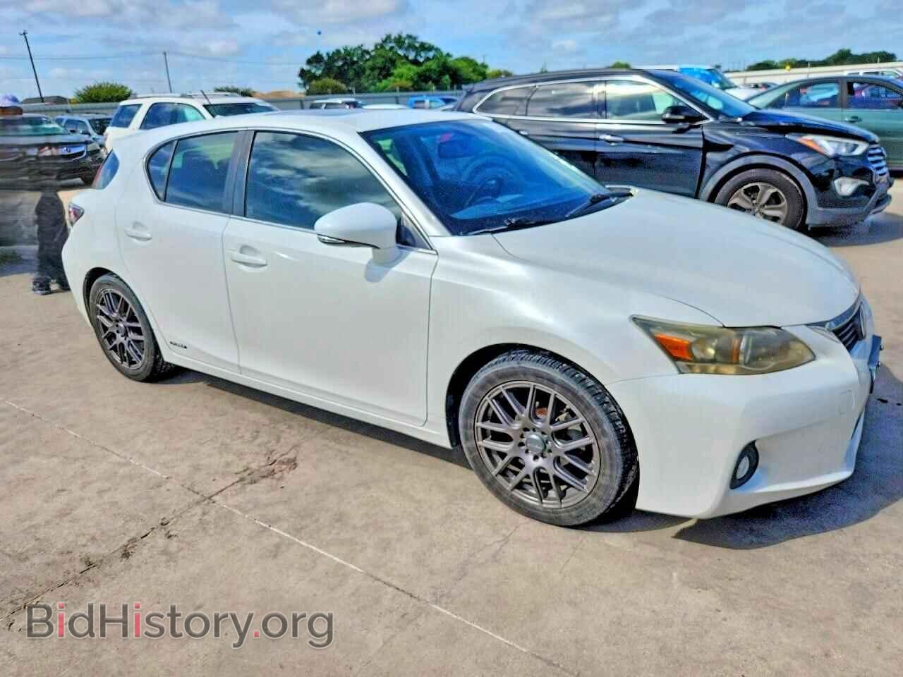 2013 LEXUS CT 200 - VIN: JTHKD5BH6D2127258 - Photo 4