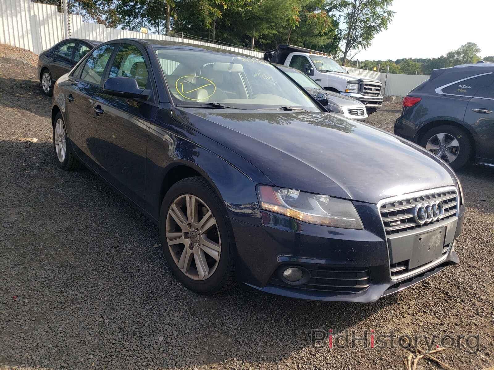 Photo WAUBFAFLXAN063784 - AUDI A4 2010