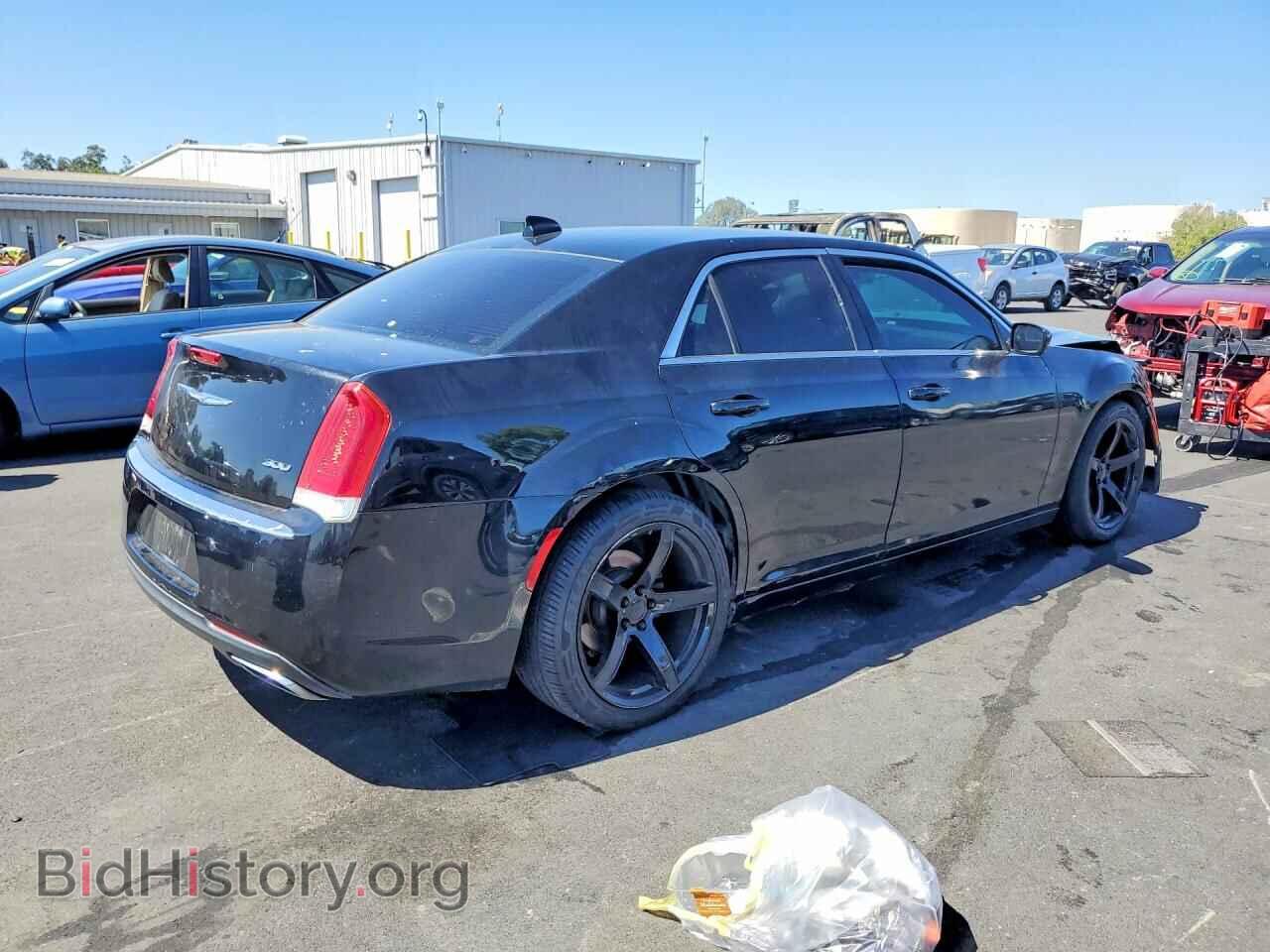 2016 CHRYSLER 300 - VIN: 2C3CCAAG2GH234091 - Photo 3