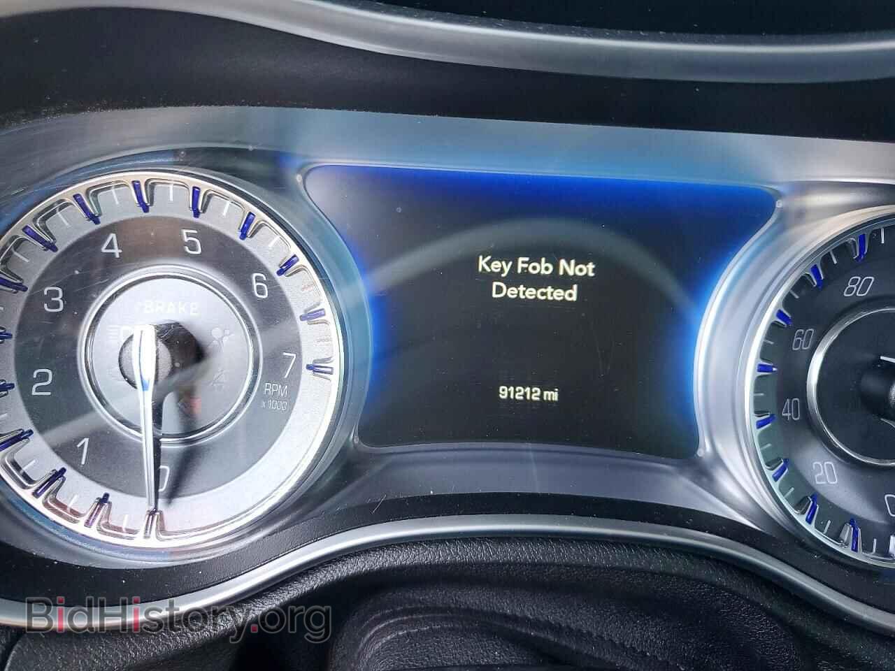 2016 CHRYSLER 300 - VIN: 2C3CCAAG2GH234091 - Photo 9