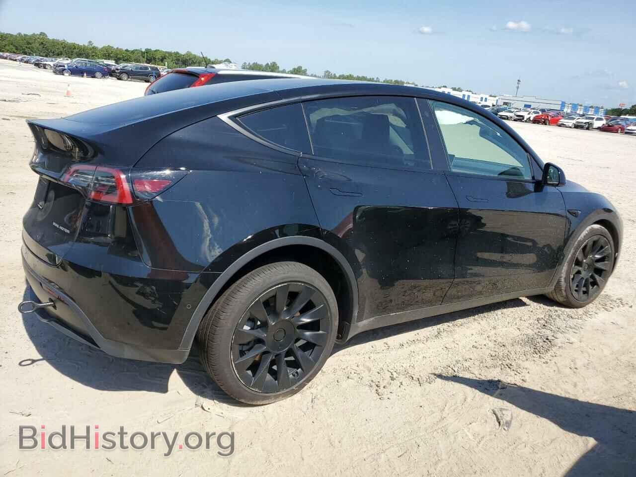 2022 TESLA MODEL Y - VIN: 7SAYGAEE2NF524271 - Фото 3