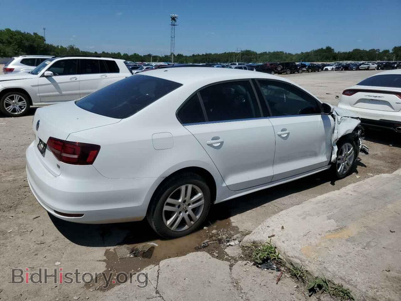 2017 VOLKSWAGEN JETTA - VIN: 3VW2B7AJXHM353094 - Фото 3