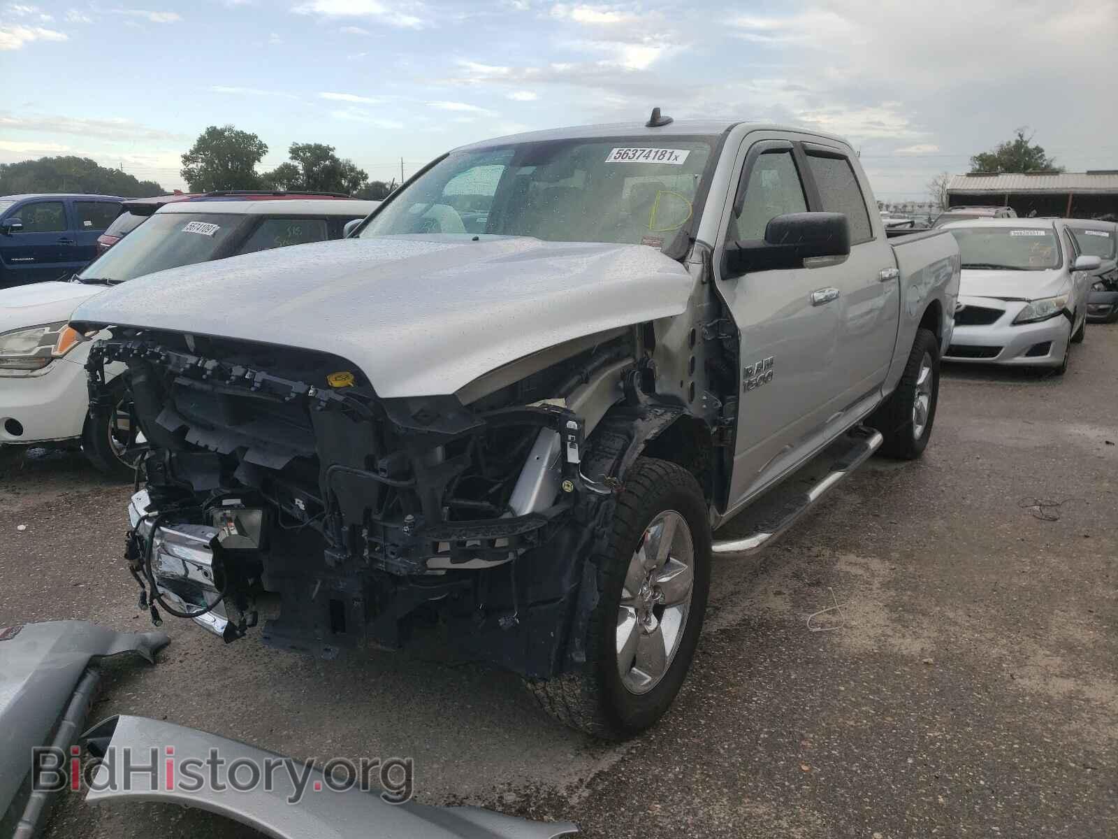 2017 RAM 1500 - VIN: 3C6RR7LT9HG774922 - Фото 2
