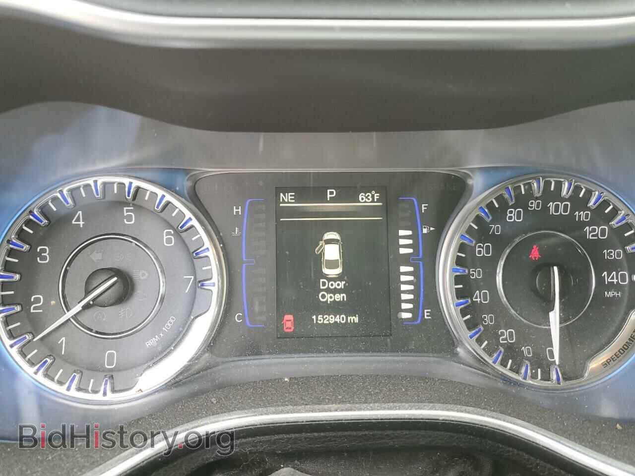 2015 CHRYSLER 200 - VIN: 1C3CCCAB1FN608521 - Фото 9