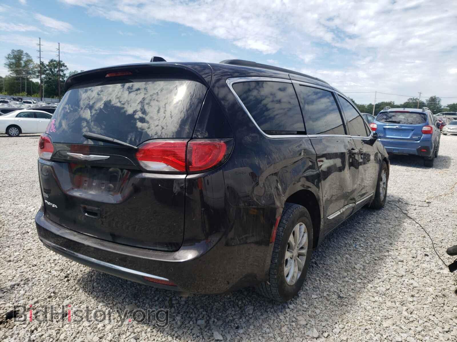 2017 CHRYSLER PACIFICA - VIN: 2C4RC1BG6HR526732 - Фото 4