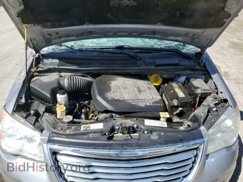 2014 Chrysler MINIVAN (VIN 2C4RC1BG7ER373726) — photo 7 of 10