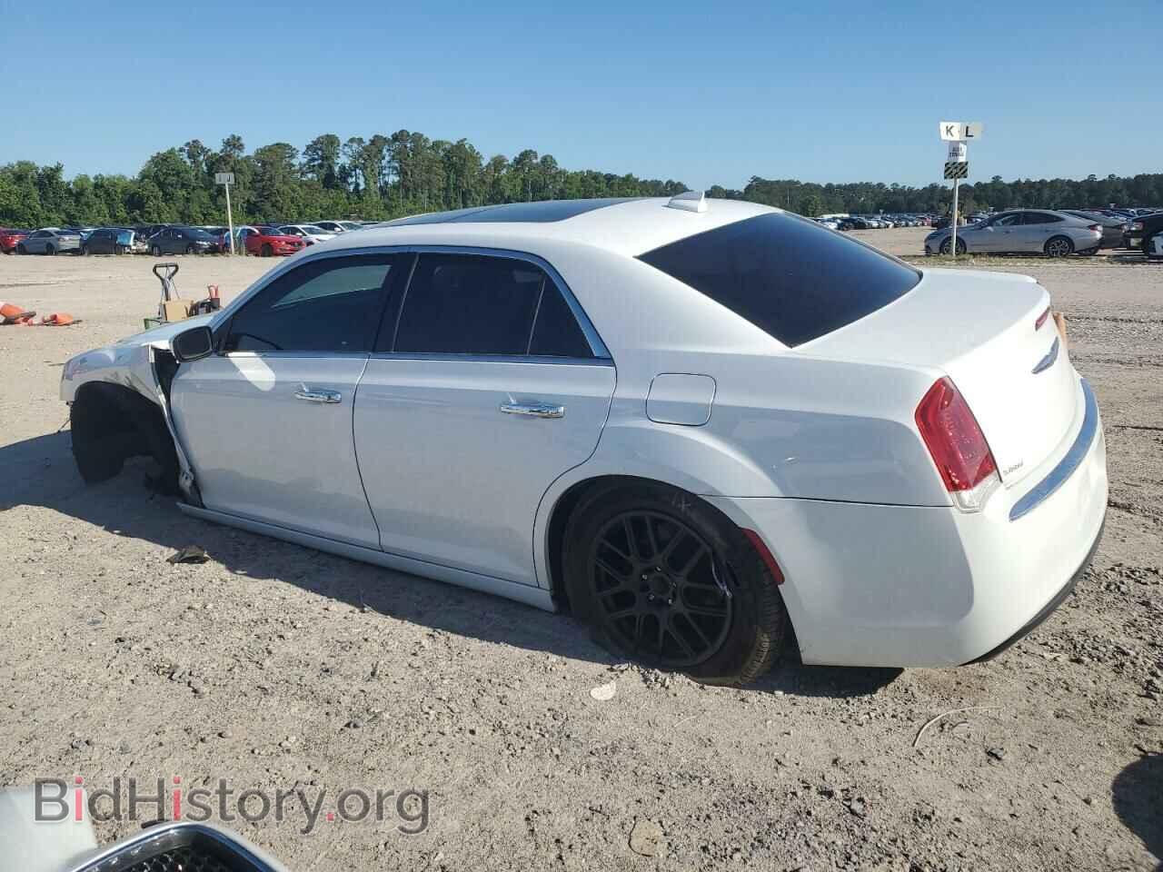 2017 CHRYSLER 300 - VIN: 2C3CCAEG3HH551924 - Фото 2