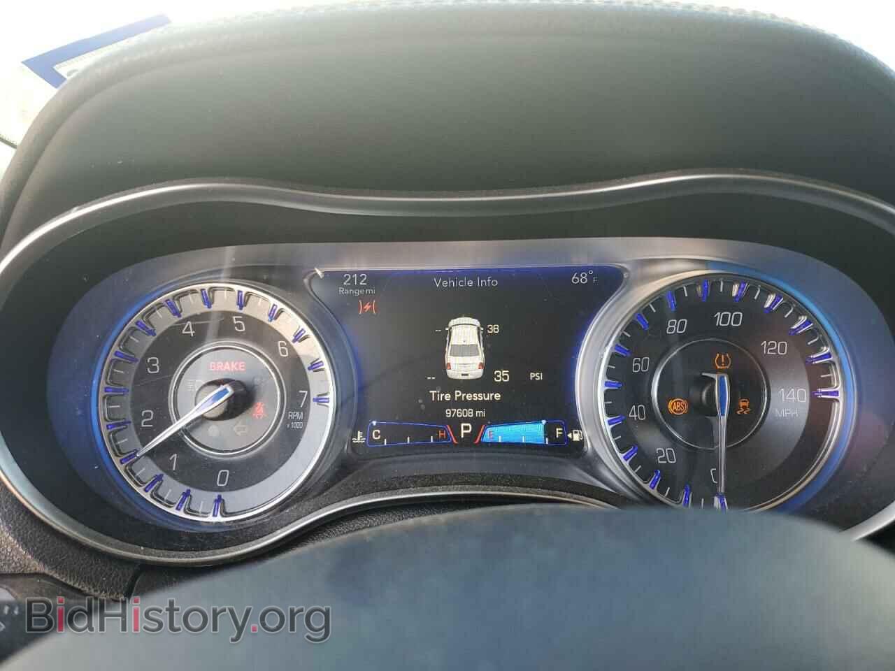 2017 CHRYSLER 300 - VIN: 2C3CCAEG3HH551924 - Фото 9