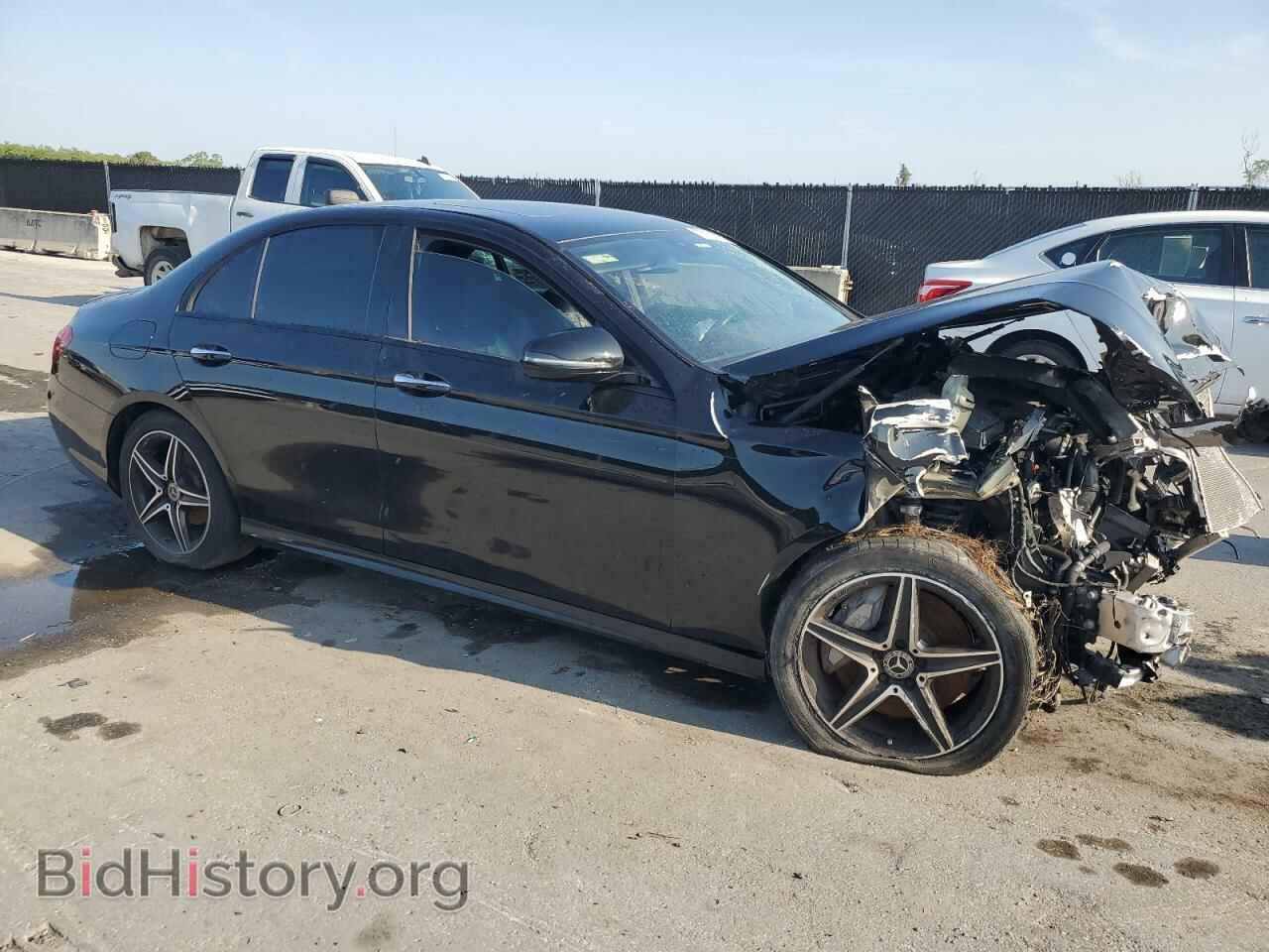 2018 MERCEDES-BENZ E-CLASS - VIN: WDDZF4JB2JA379646 - Фото 4