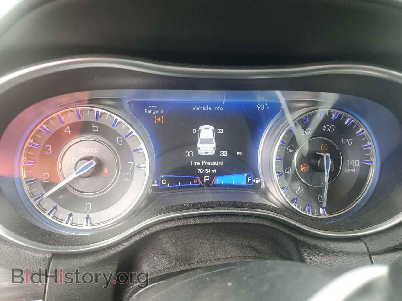 2020 CHRYSLER 300 - VIN: 2C3CCAAG2LH160326 - Фото 9