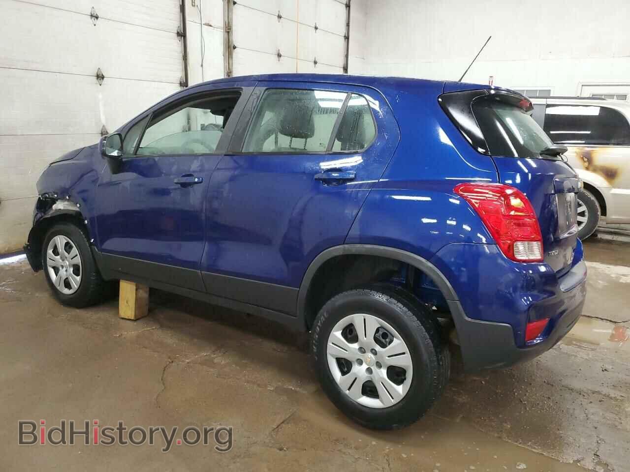 2017 CHEVROLET TRAX - VIN: 3GNCJKSB3HL177586 - Фото 2
