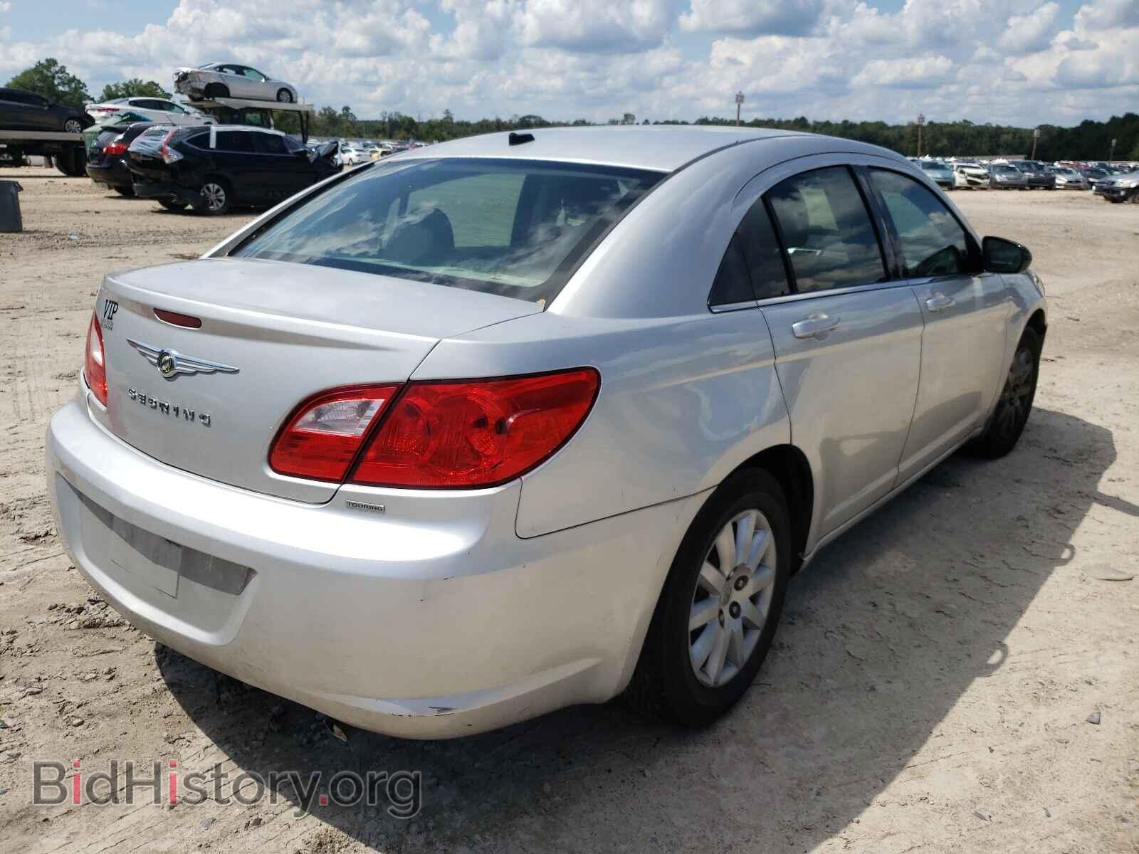 2010 CHRYSLER SEBRING - VIN: 1C3CC4FB6AN143984 - Фото 4