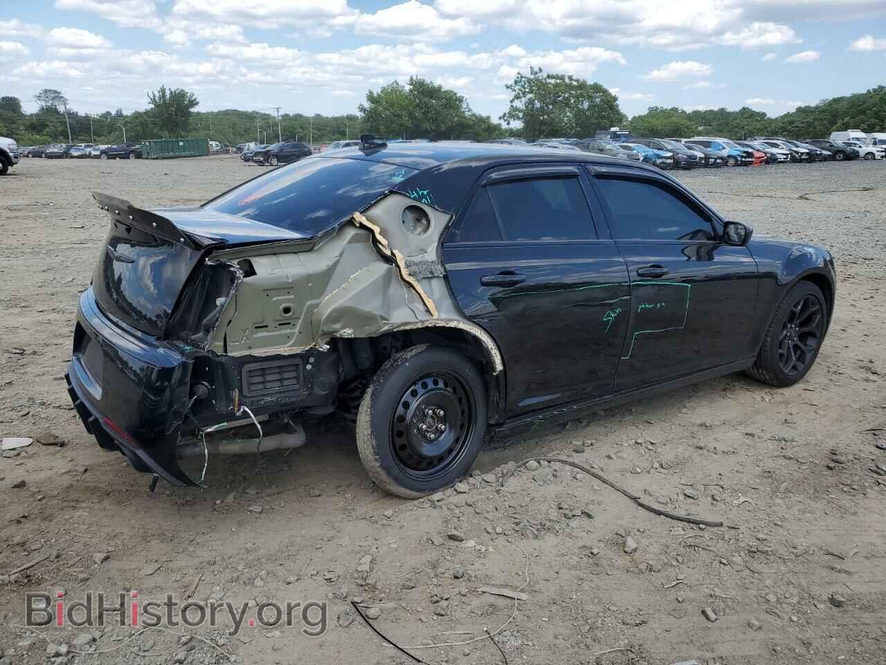 2019 CHRYSLER 300 - VIN: 2C3CCABG4KH628635 - Фото 3