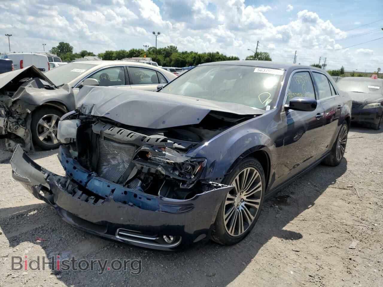 2014 CHRYSLER 300 - VIN: 2C3CCABG3EH184359 - Фото 2