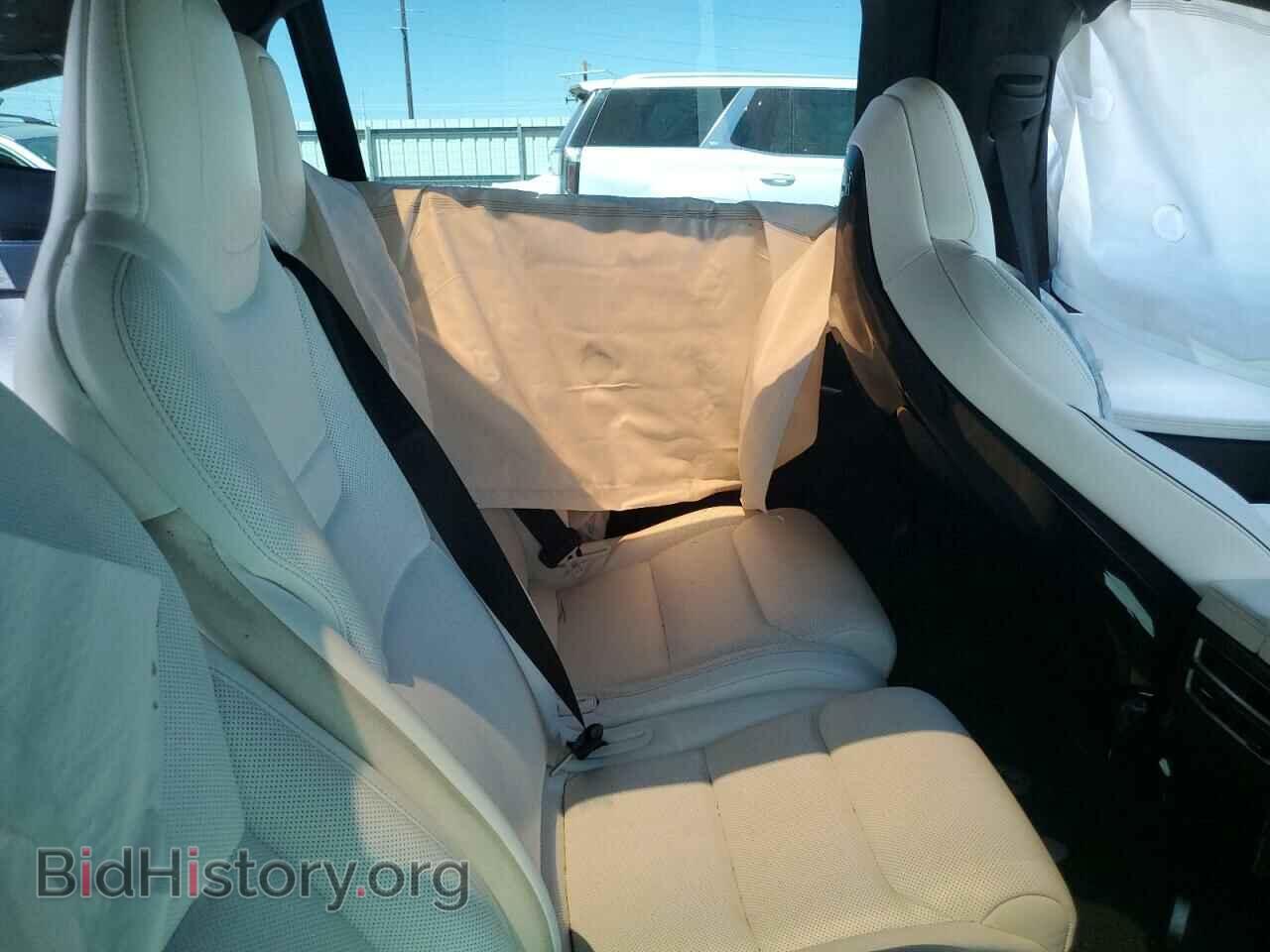 2016 TESLA MODEL X - VIN: 5YJXCAE47GFS00554 - Photo 10