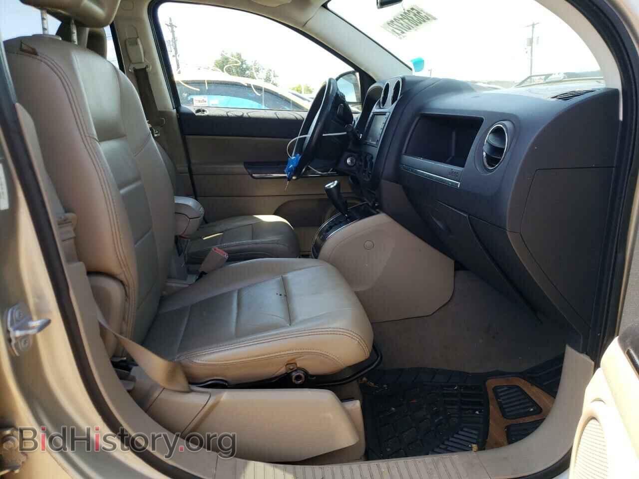 2009 JEEP COMPASS - VIN: 1J8FT57B49D188574 - Photo 5