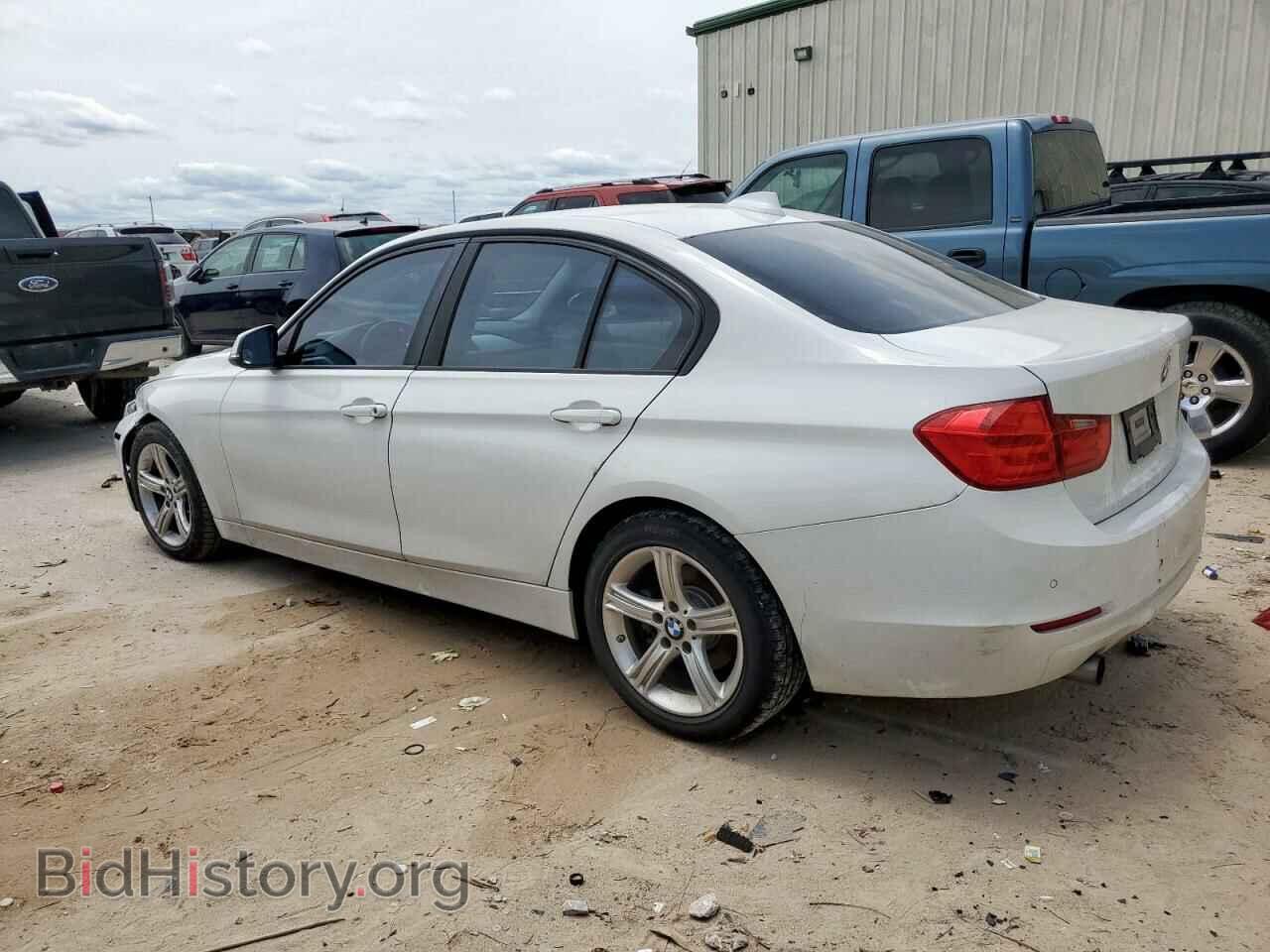 2014 BMW 3 SERIES - VIN: WBA3B1C57EP679989 - Фото 2