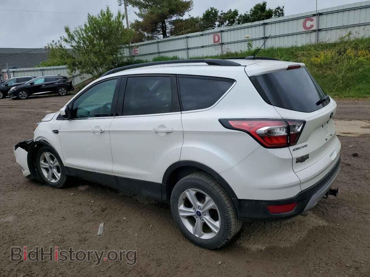 2017 FORD ESCAPE - VIN: 1FMCU9G98HUB44048 - Фото 2