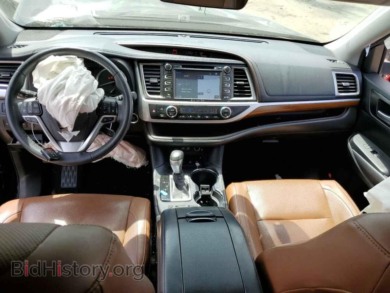 2018 TOYOTA HIGHLANDER - VIN: 5TDDZRFH2JS841308 - Фото 8