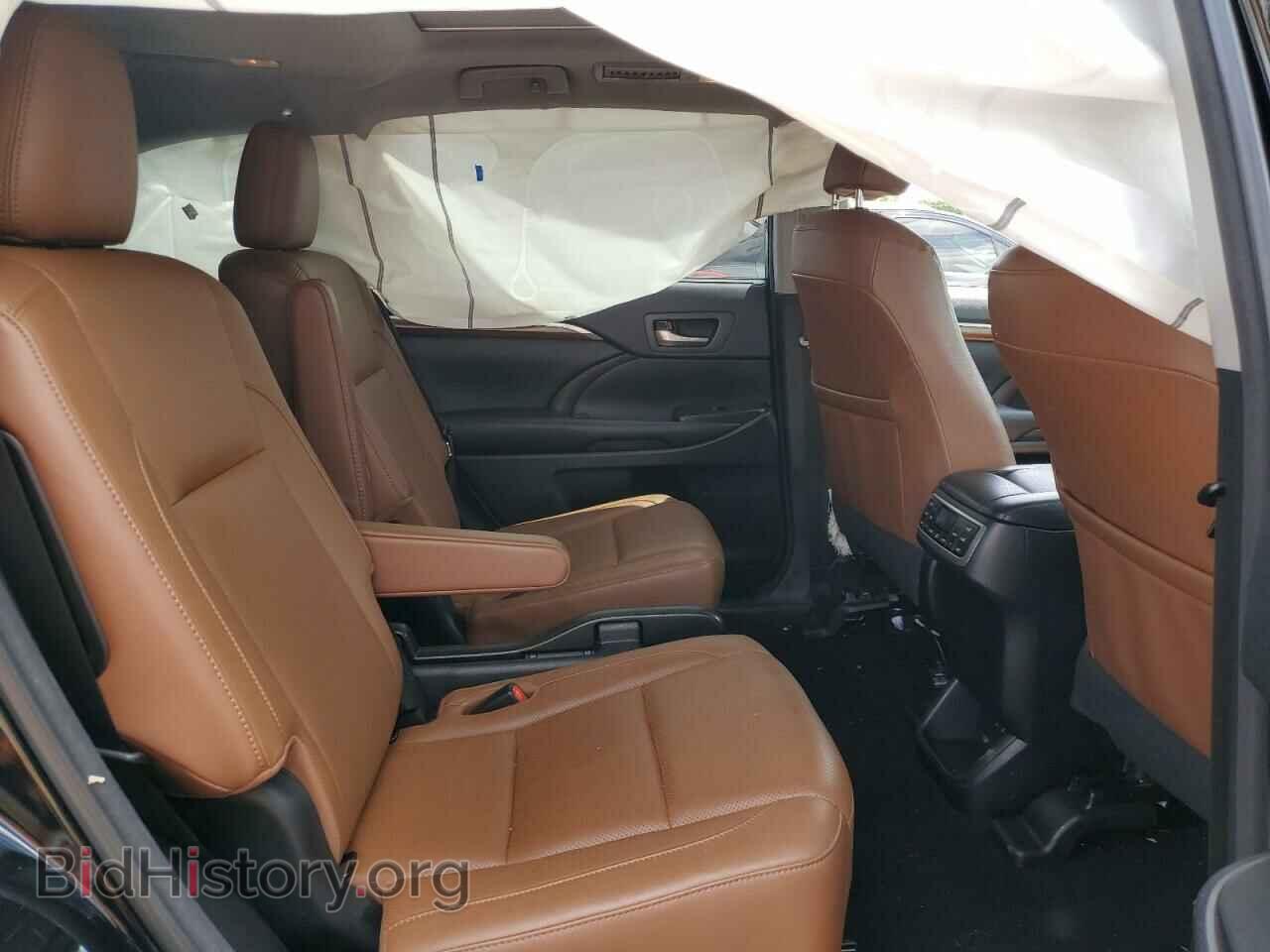 2018 TOYOTA HIGHLANDER - VIN: 5TDDZRFH2JS841308 - Фото 10