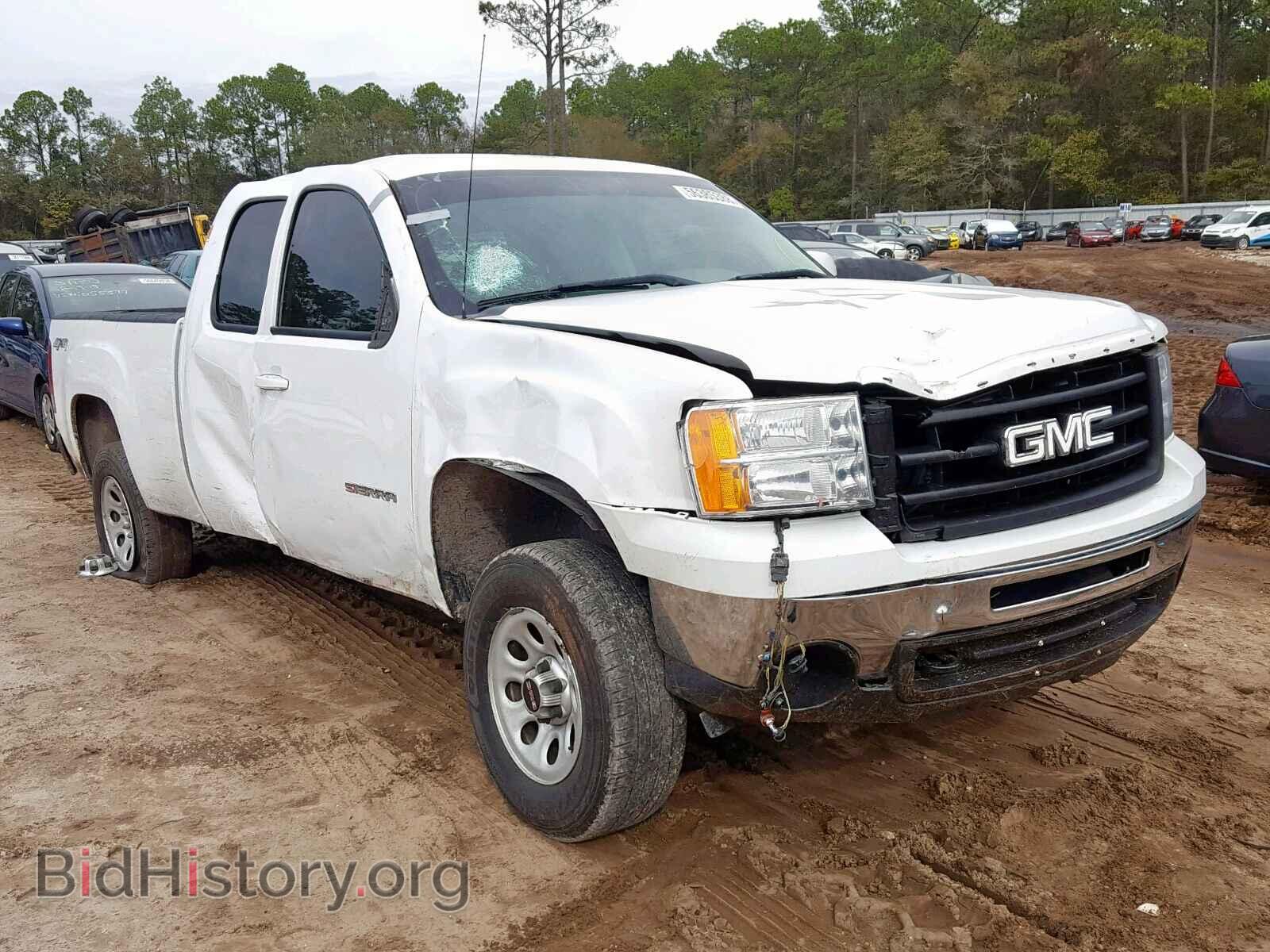 Photo 1GTR2TEA2BZ191102 - GMC SIERRA K15 2011