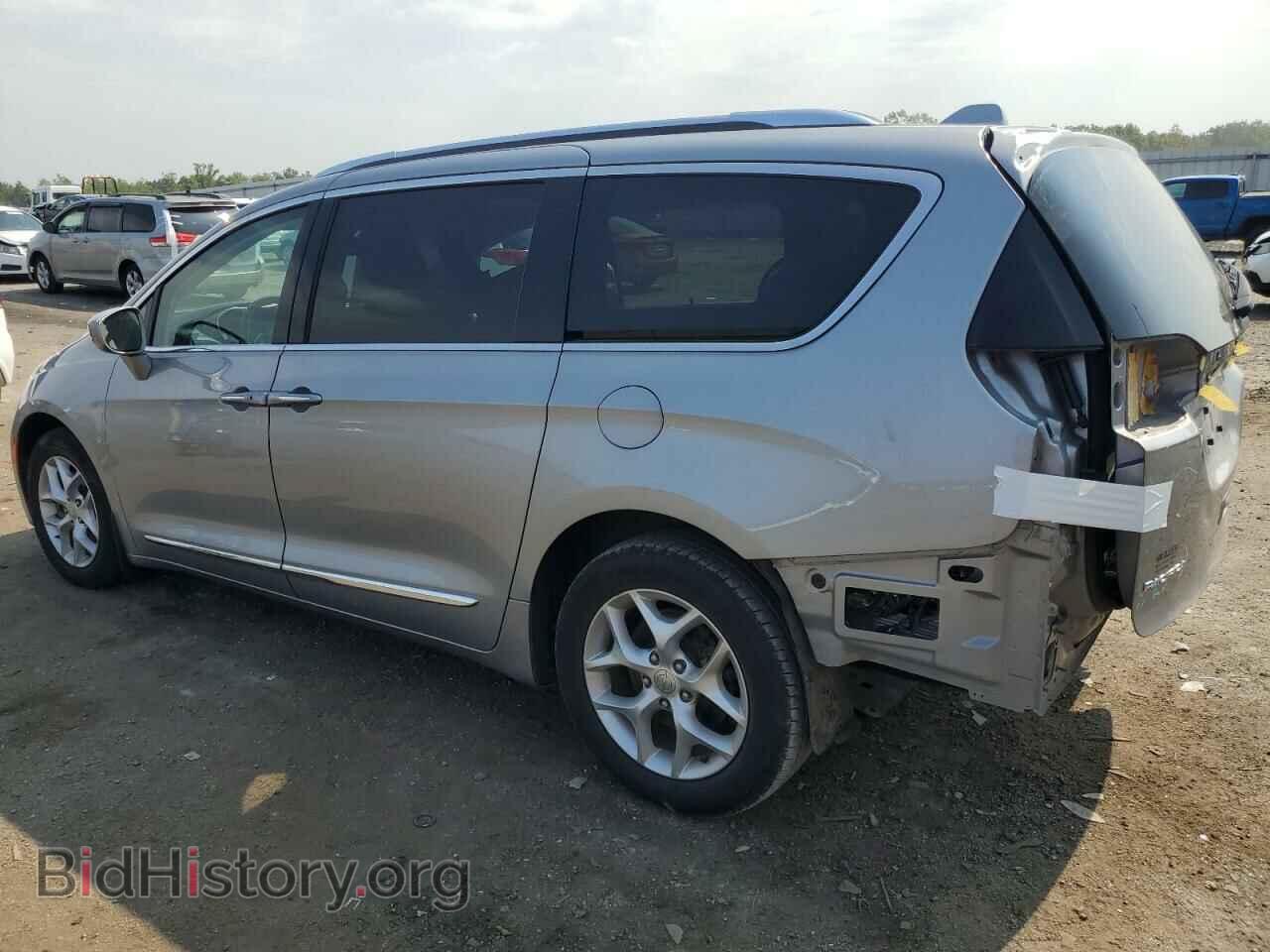 2018 CHRYSLER PACIFICA - VIN: 2C4RC1BG7JR294969 - Фото 2