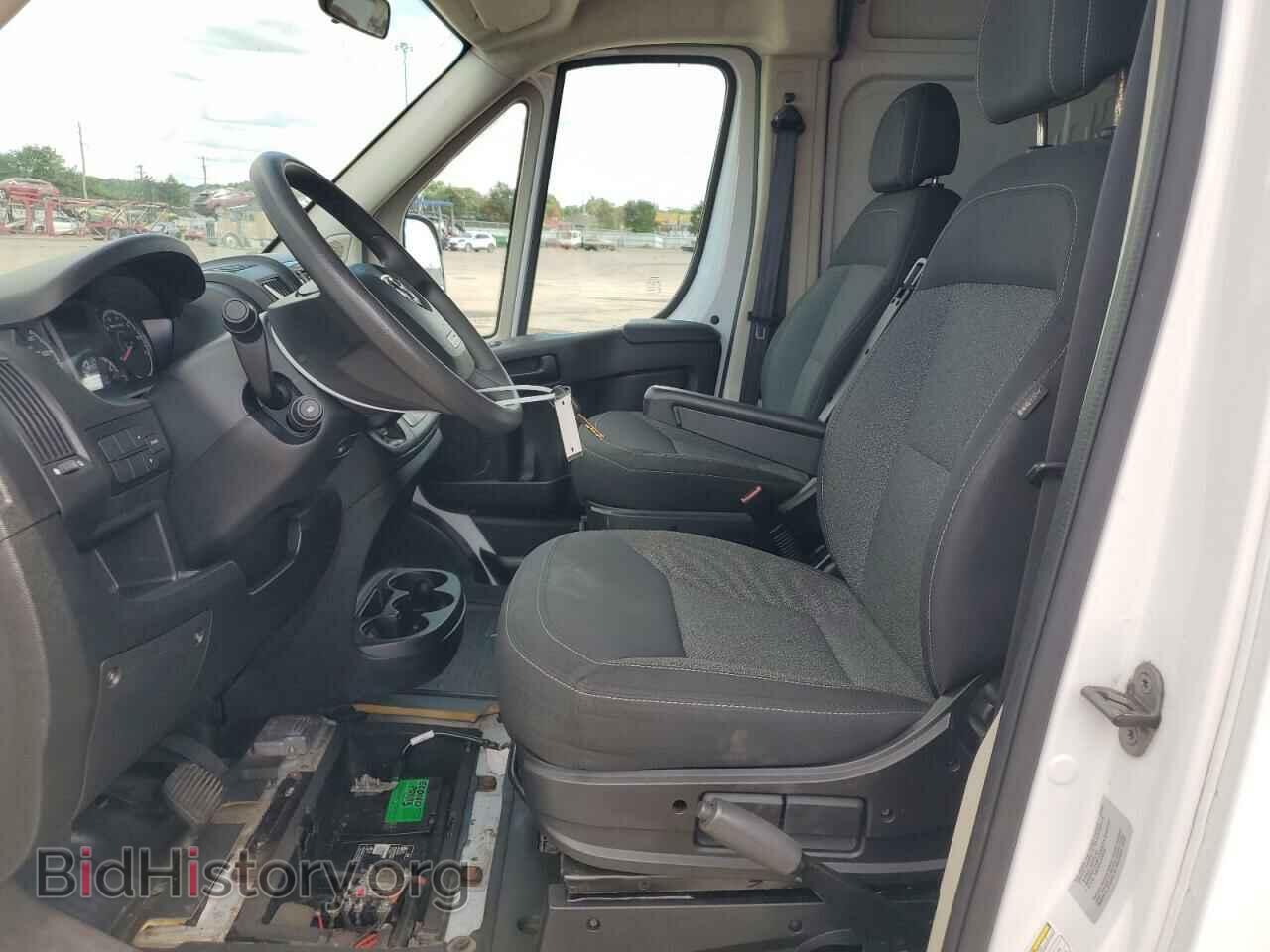 2015 RAM All Models - VIN: 3C6TRVDD4FE509657 - Фото 7