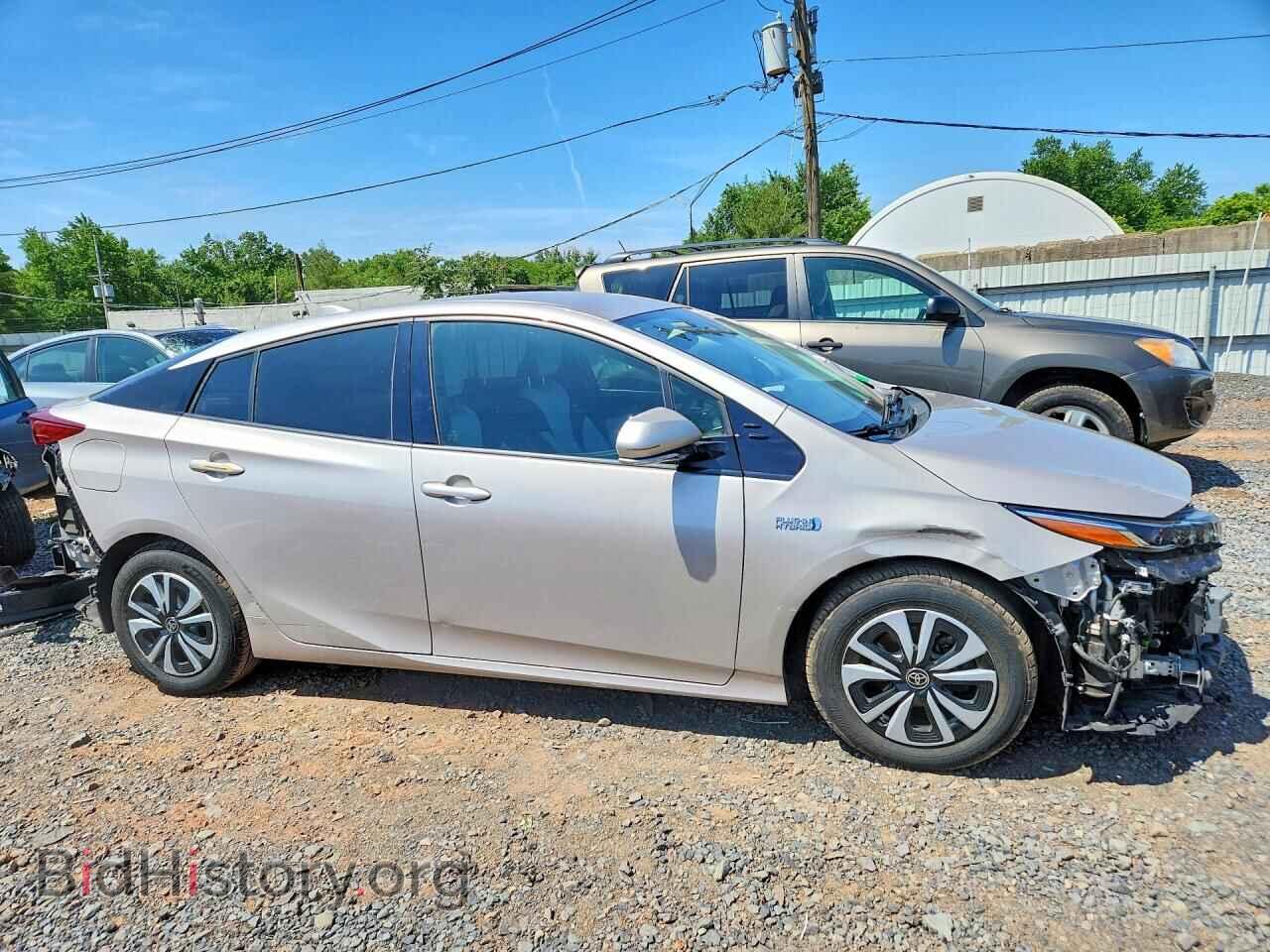 2017 TOYOTA PRIUS - VIN: JTDKARFP1H3018032 - Фото 4