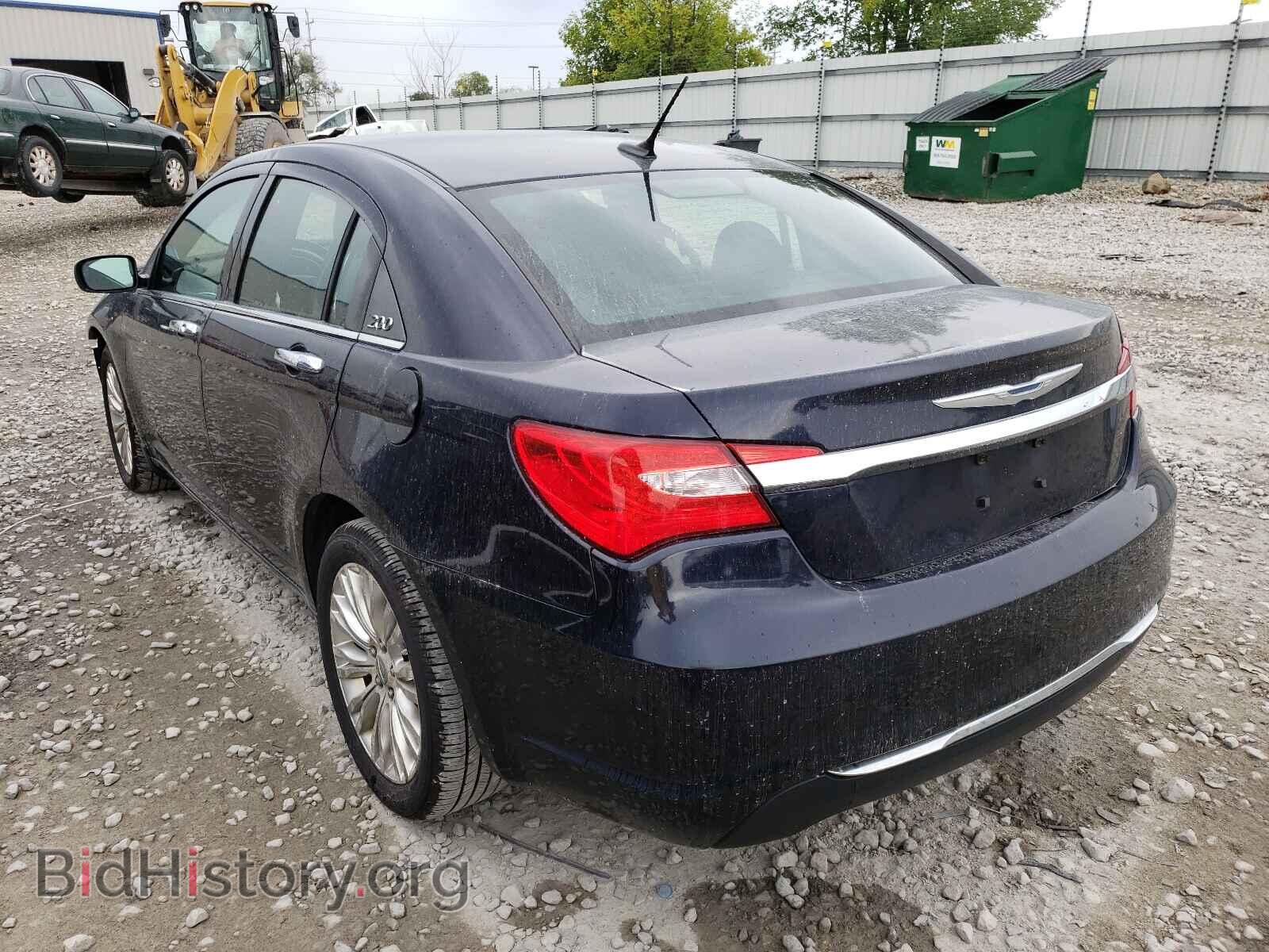 2011 CHRYSLER 200 - VIN: 1C3BC2FB0BN570434 - Фото 3