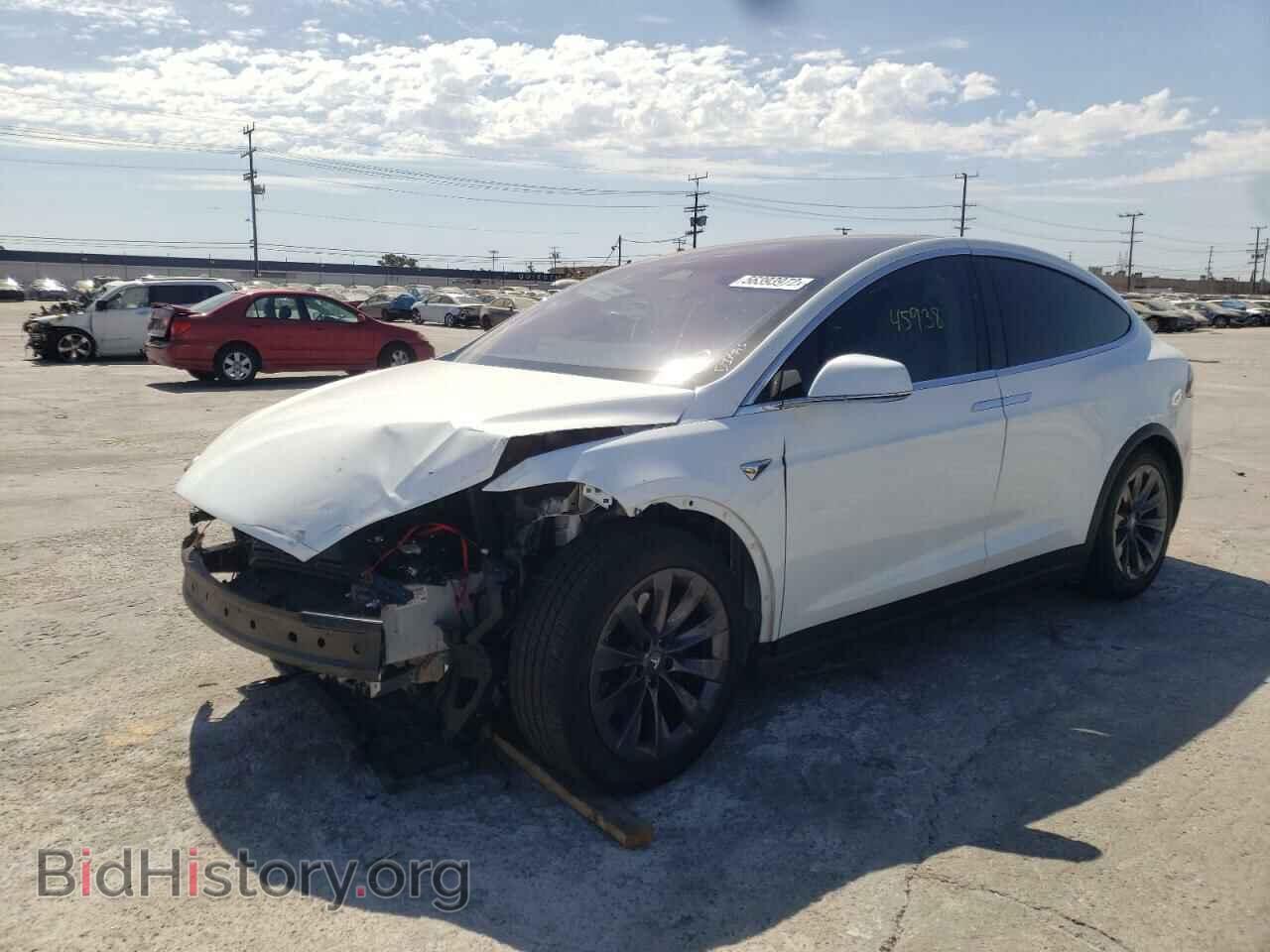 2018 TESLA MODEL X - VIN: 5YJXCBE22JF109641 - Photo 2