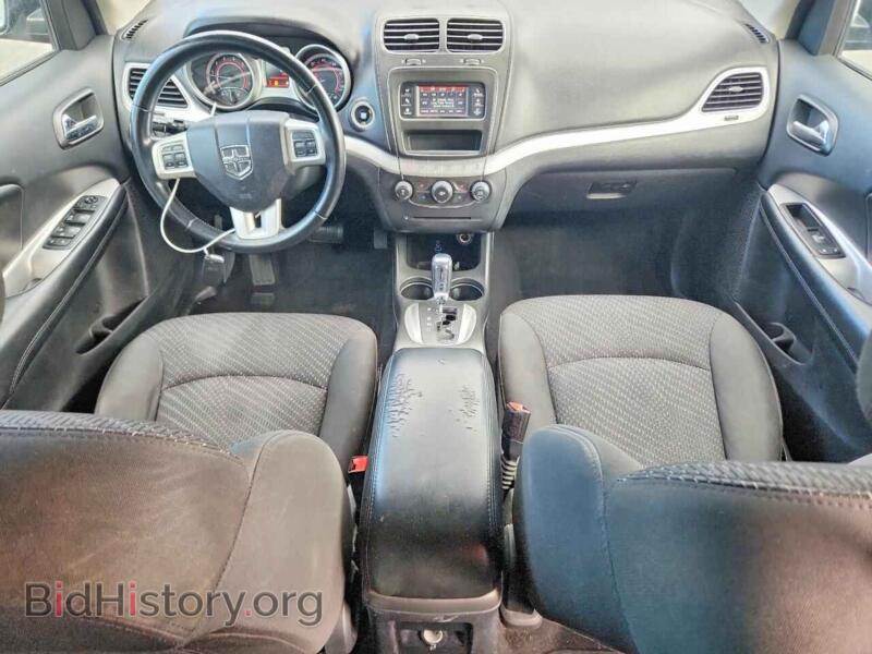 2018 Dodge JOURNEY (VIN 3C4PDCAB2JT385814) — photo 8 of 15