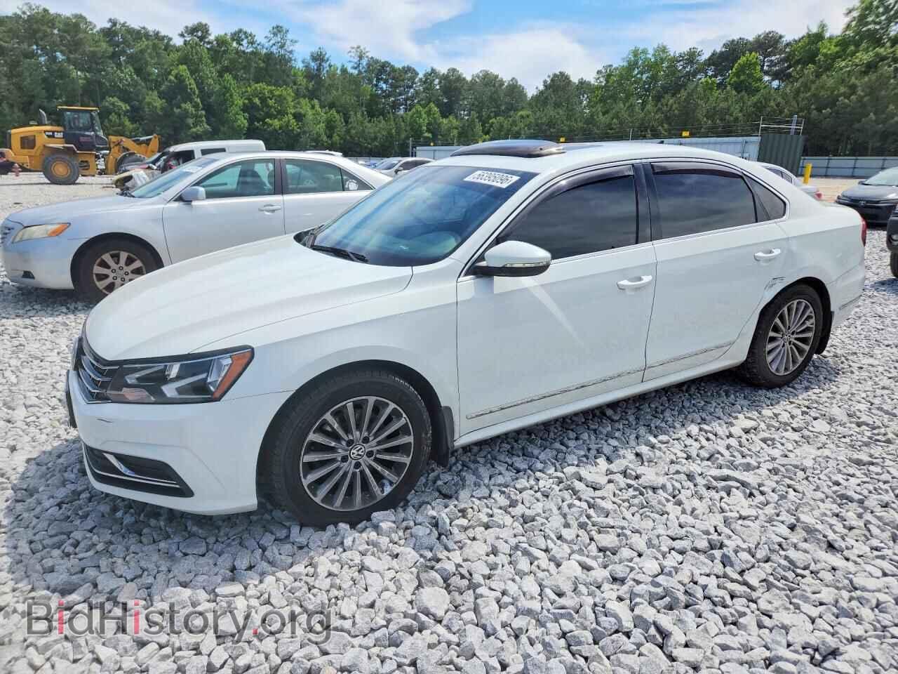 Photo 1VWBT7A32HC017617 - VOLKSWAGEN PASSAT 2017