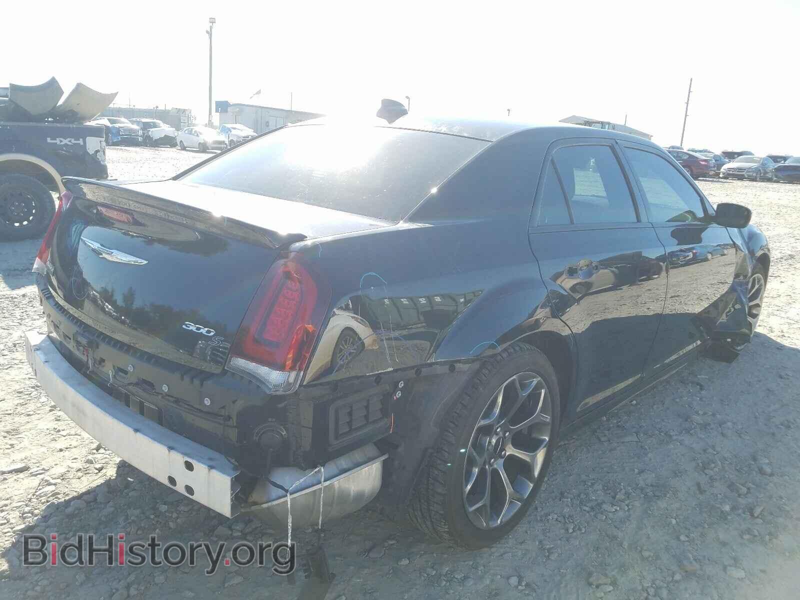 2018 CHRYSLER 300 - VIN: 2C3CCABG8JH203871 - Фото 4