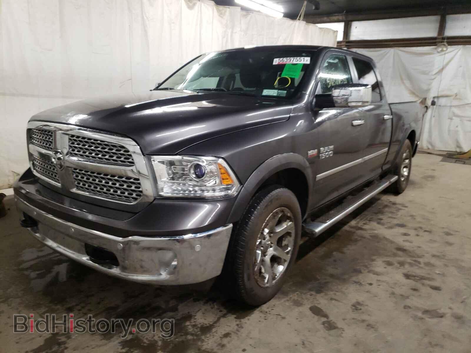 2017 RAM 1500 - VIN: 1C6RR7VT2HS660430 - Photo 2