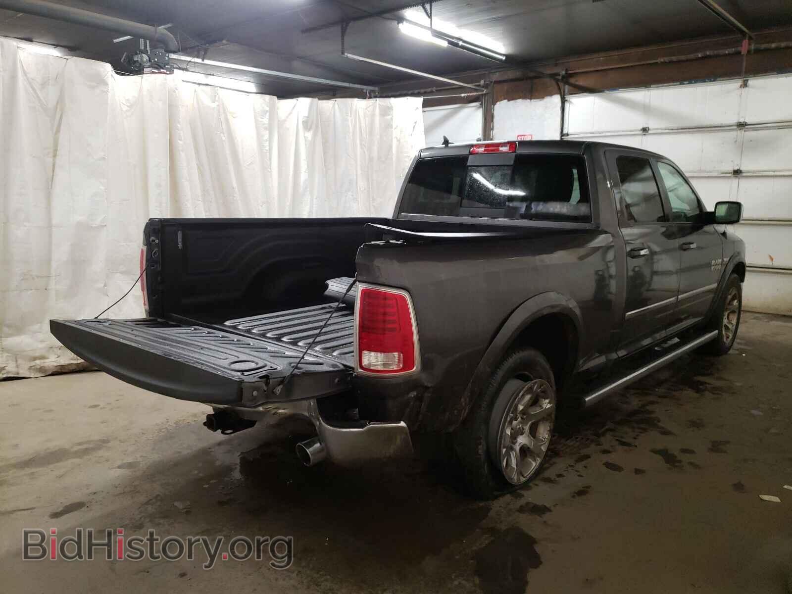 2017 RAM 1500 - VIN: 1C6RR7VT2HS660430 - Photo 4