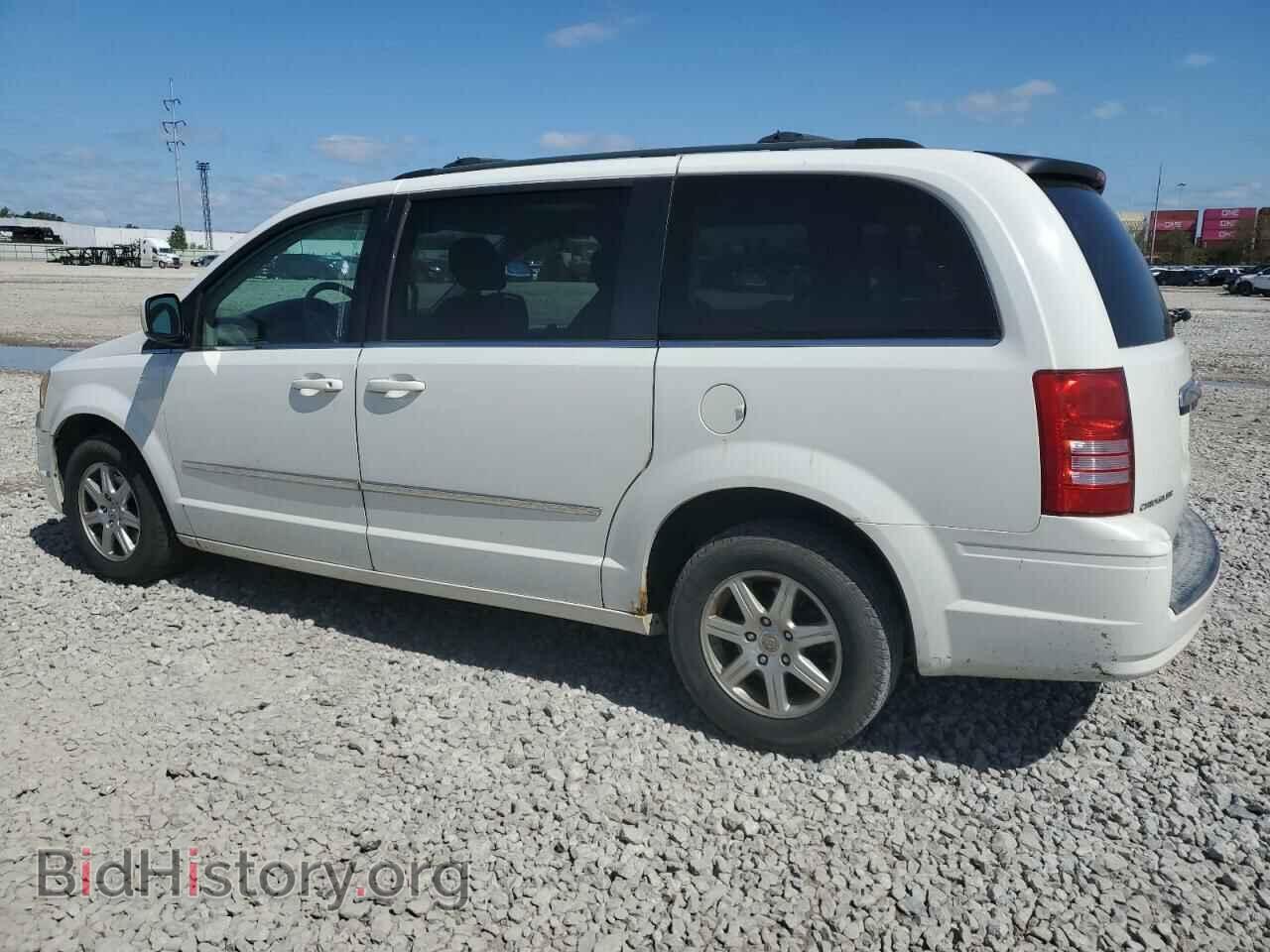 2010 CHRYSLER MINIVAN - VIN: 2A4RR5D10AR214520 - Фото 2