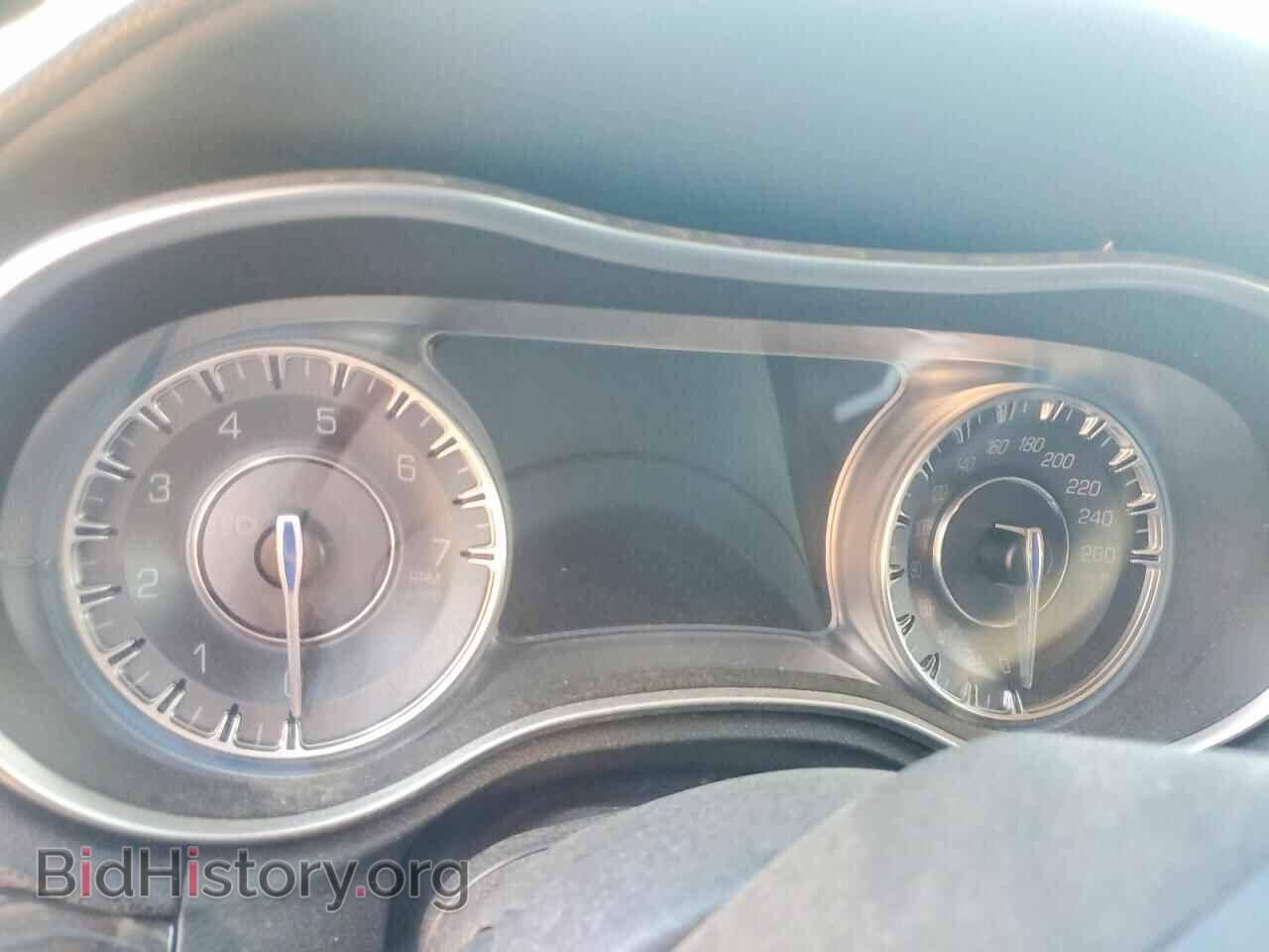 2015 CHRYSLER 300 - VIN: 2C3CCAAG2FH815489 - Фото 9