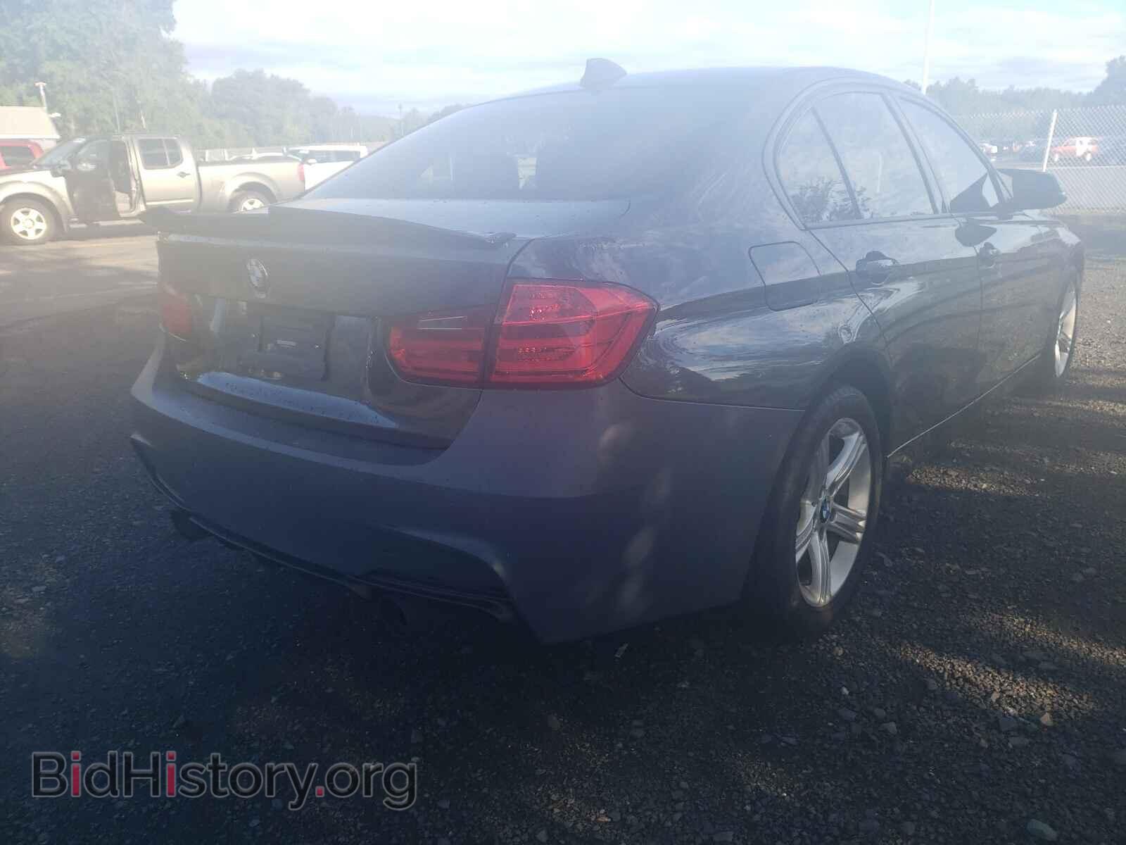 2013 BMW 3 SERIES - VIN: WBA3B3C53DF535145 - Photo 4