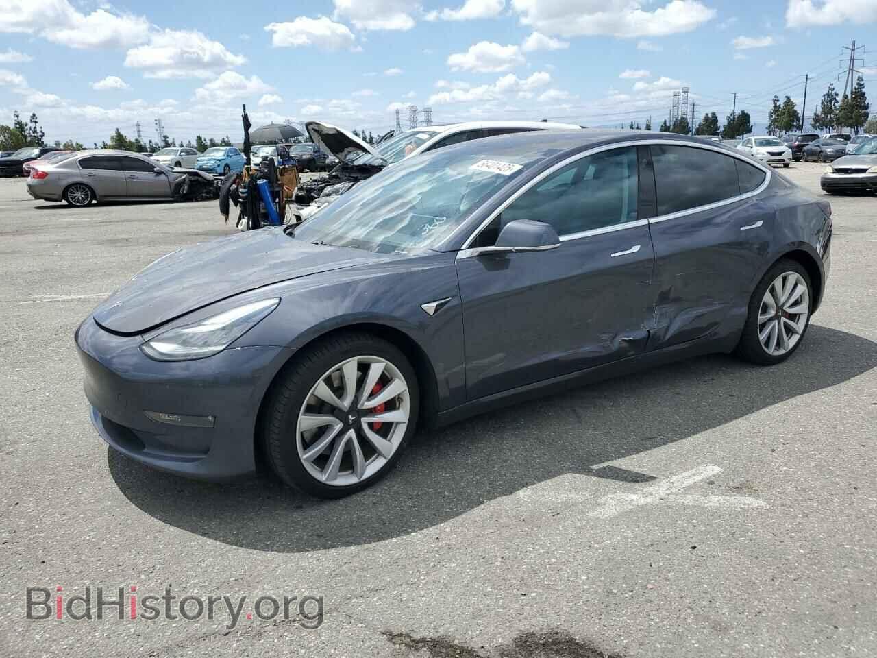 Фотография 5YJ3E1EB5JF132382 - TESLA MODEL 3 2018