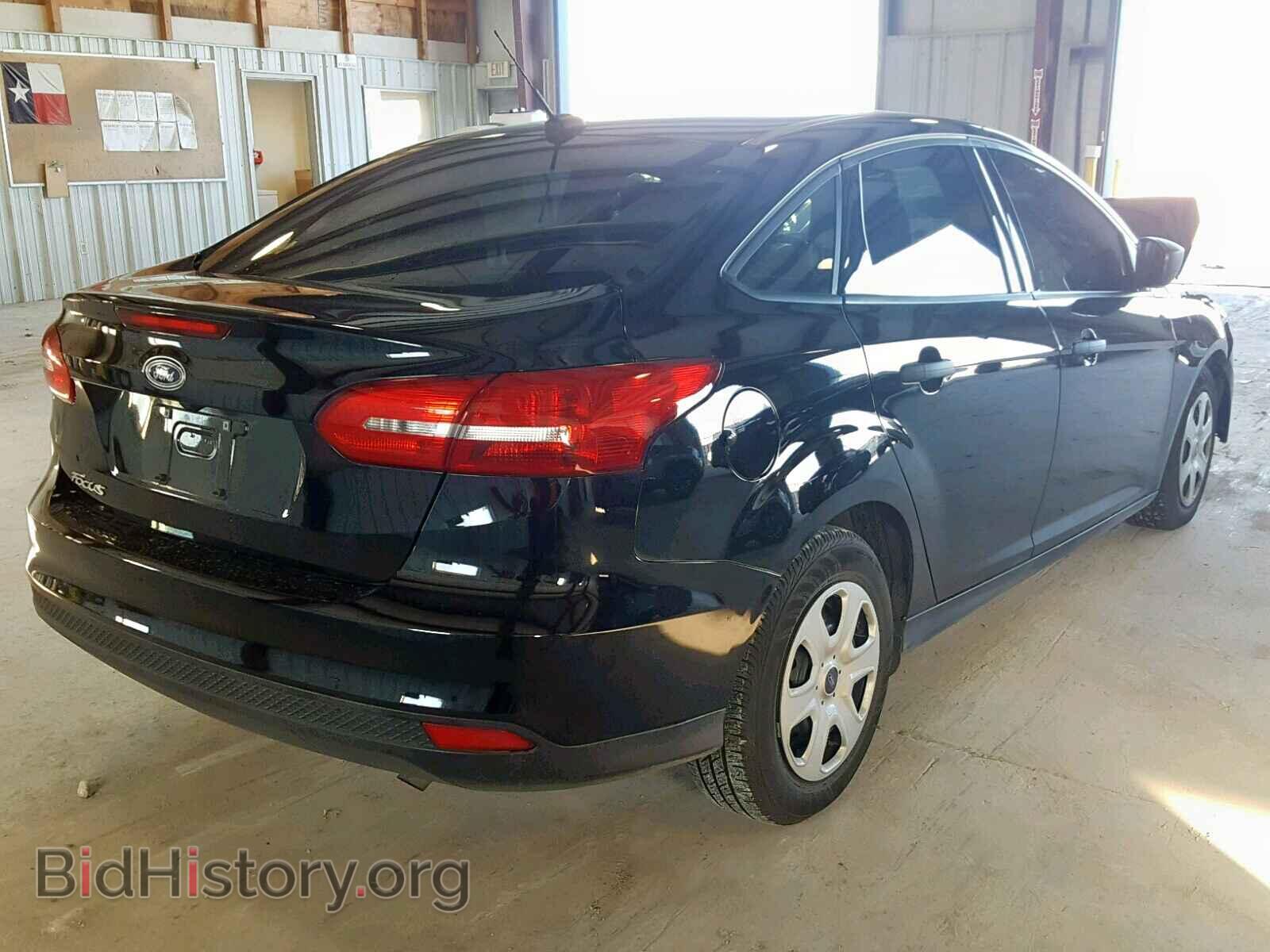 2018 FORD FOCUS - VIN: 1FADP3E2XJL302233 - Photo 4