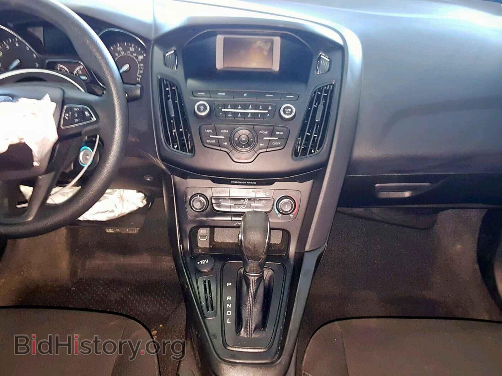 2018 FORD FOCUS - VIN: 1FADP3E2XJL302233 - Photo 9