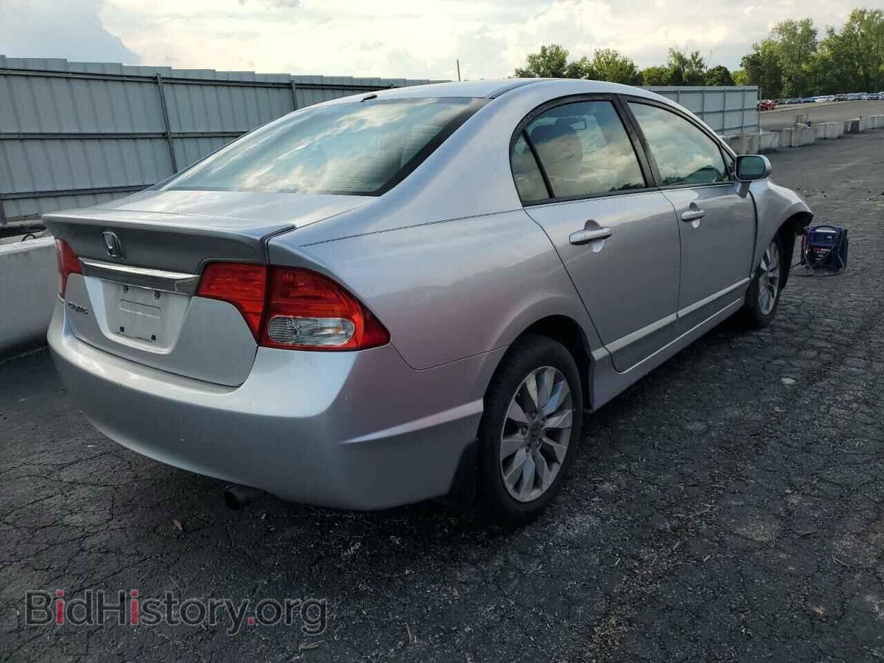 2010 HONDA CIVIC - VIN: 19XFA1F88AE084930 - Фото 4
